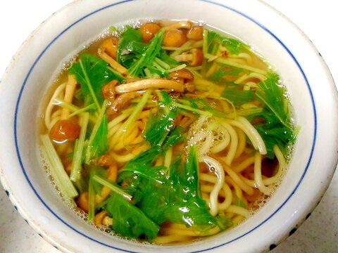 なめこと水菜の醤油ラーメン